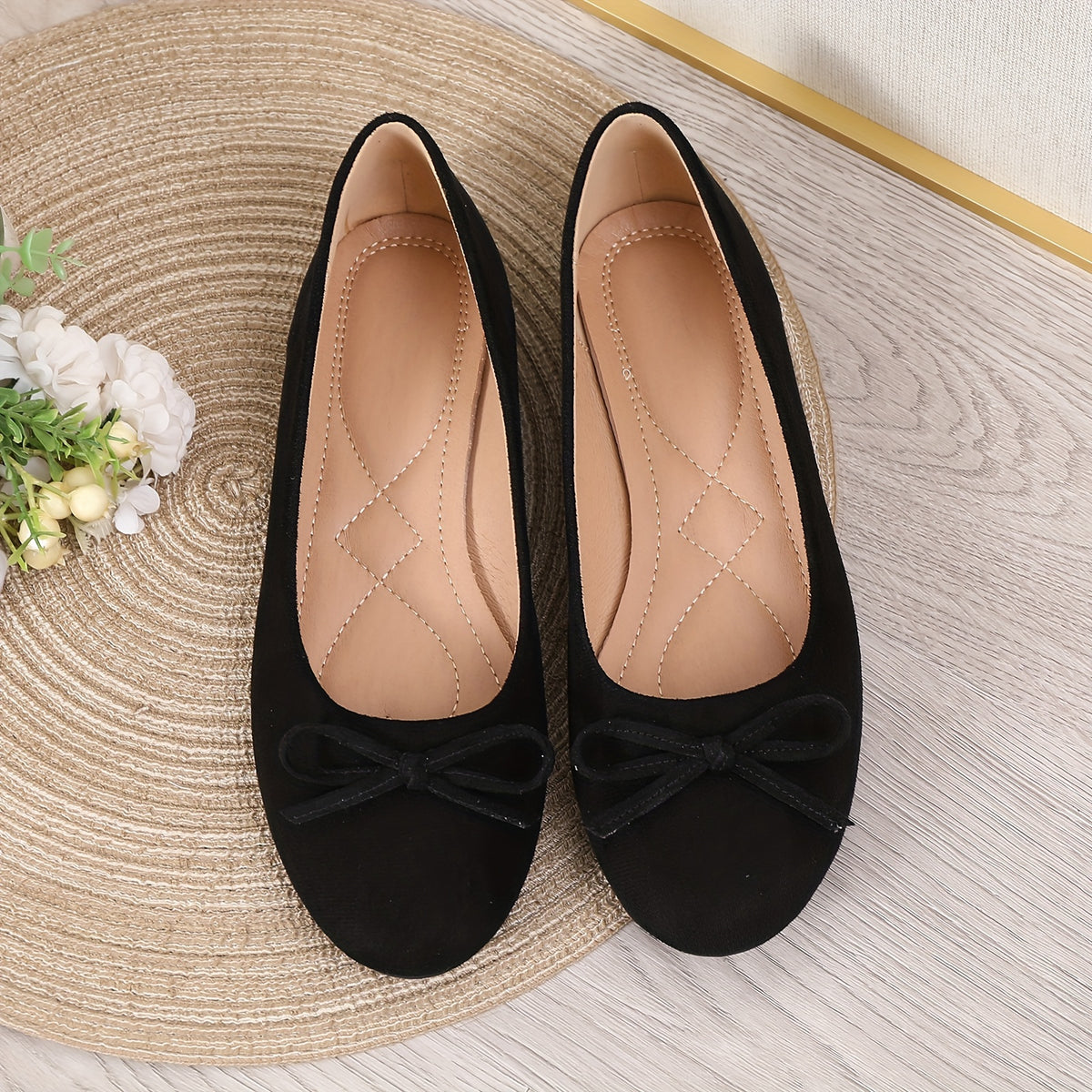 Modern Chic All-Season Cloth / Textile Women's Flat Shoes | Color: Black | Image 3