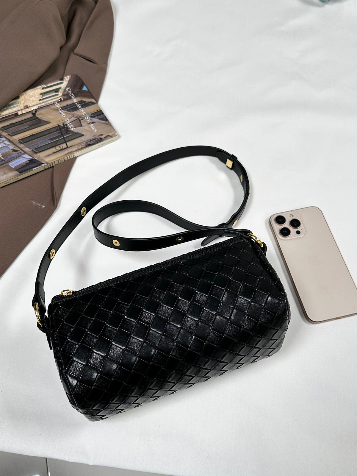 Modern Chic All-Season PU/Artificial Leather/Microfiber Leather Women's Crossbody Bags Other Bags | Color: Black | Image 2