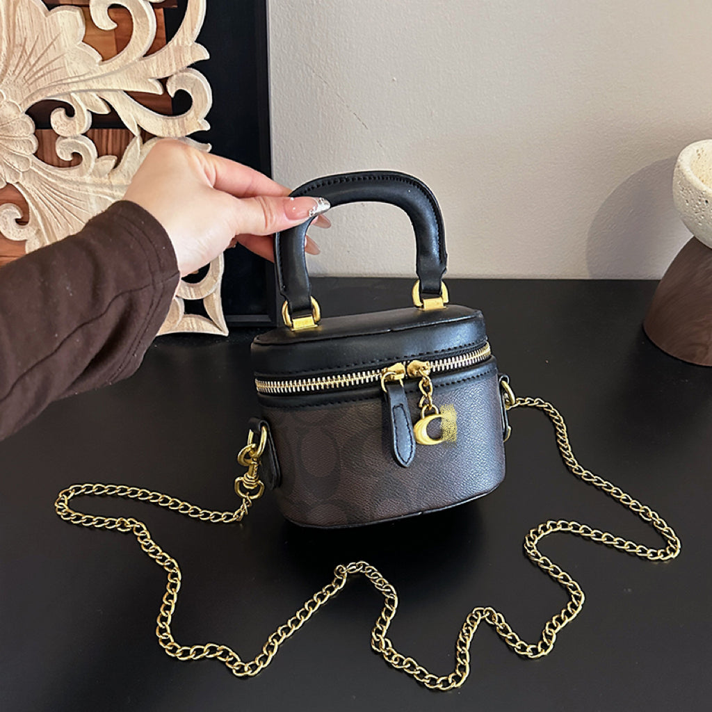 Modern Chic All-Season PU/Artificial Leather/Microfiber Leather Women's Handbags Other Bags | Color: Style 2 | Image 1