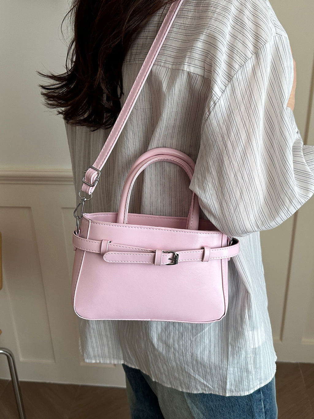 Modern Chic All-Season PU/Artificial Leather/Microfiber Leather Women's Crossbody Bags Box Bags | Color: Pink | Image 3