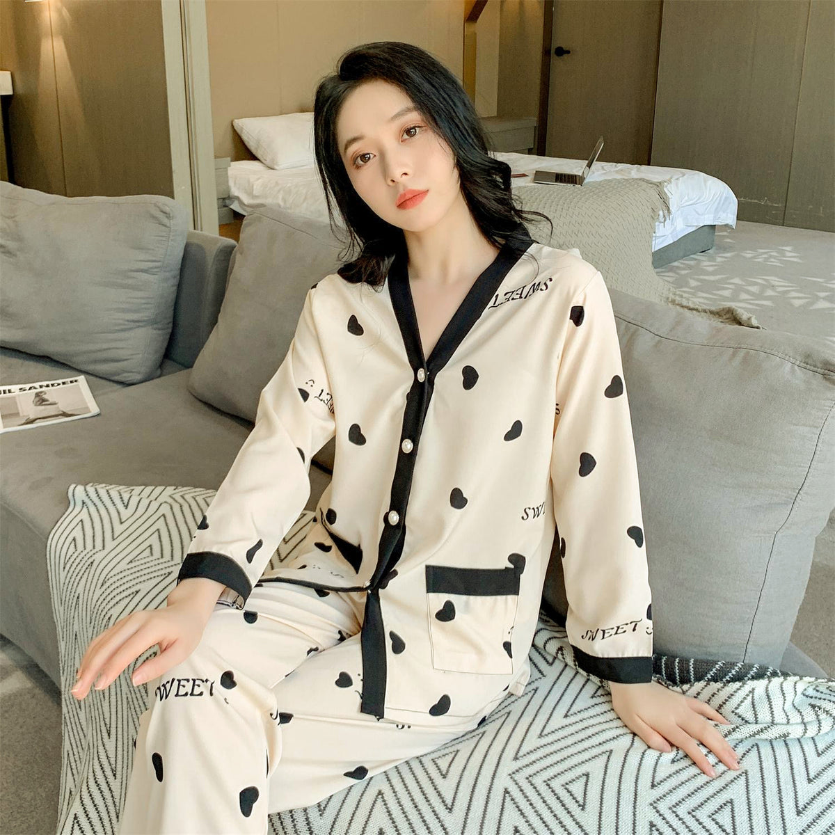 Modern Chic Elegant All-Season 2 Pcs Women 's Long Sleeve Sleep Set | Color: Style 2 | Image 3