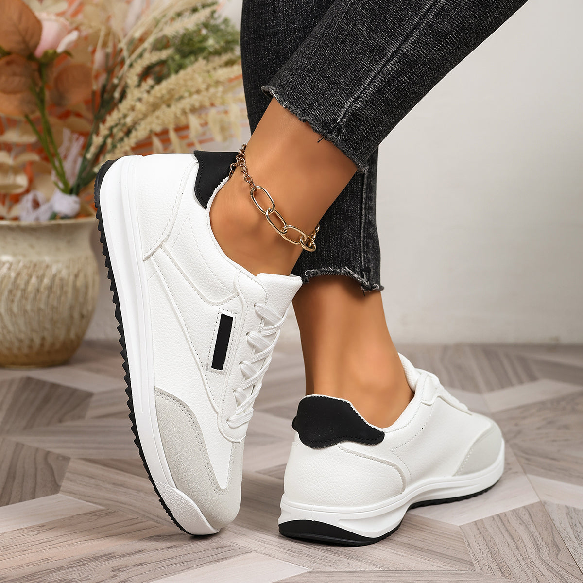 Modern Chic All-Season PU/Artificial Leather/Microfiber Leather Women's Casual Shoes | Color: White | Image 3