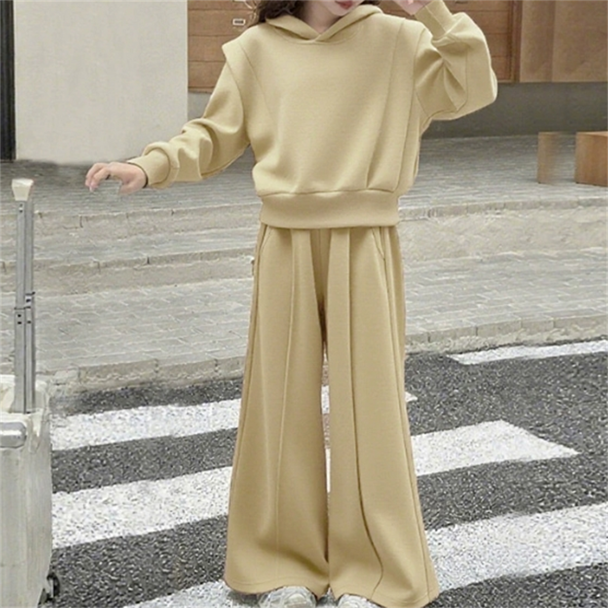 Casual Sporty Autumn 2-Piece Girls' Pants Suit, Ages 4-14 | Color: Brown | Image 1