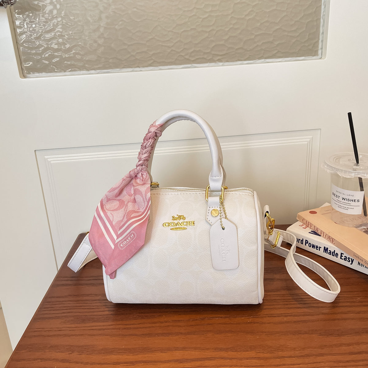 Modern Chic All-Season PU/Artificial Leather/Microfiber Leather Women's Crossbody Bags Other Bags | Color: White | Image 2