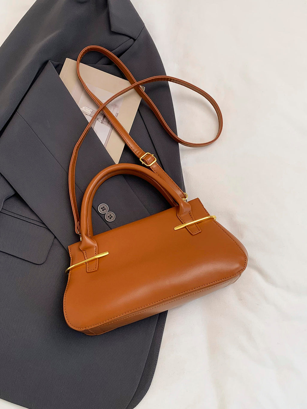 Modern Chic All-Season PU/Artificial Leather/Microfiber Leather Women's Crossbody Bags Other Bags | Color: Brown | Image 1