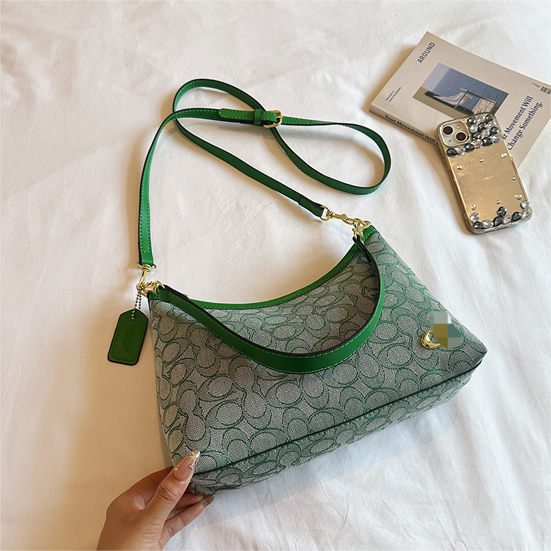 Modern Chic All-Season PU/Artificial Leather/Microfiber Leather Women's Handbags Other Bags | Color: Green | Image 2