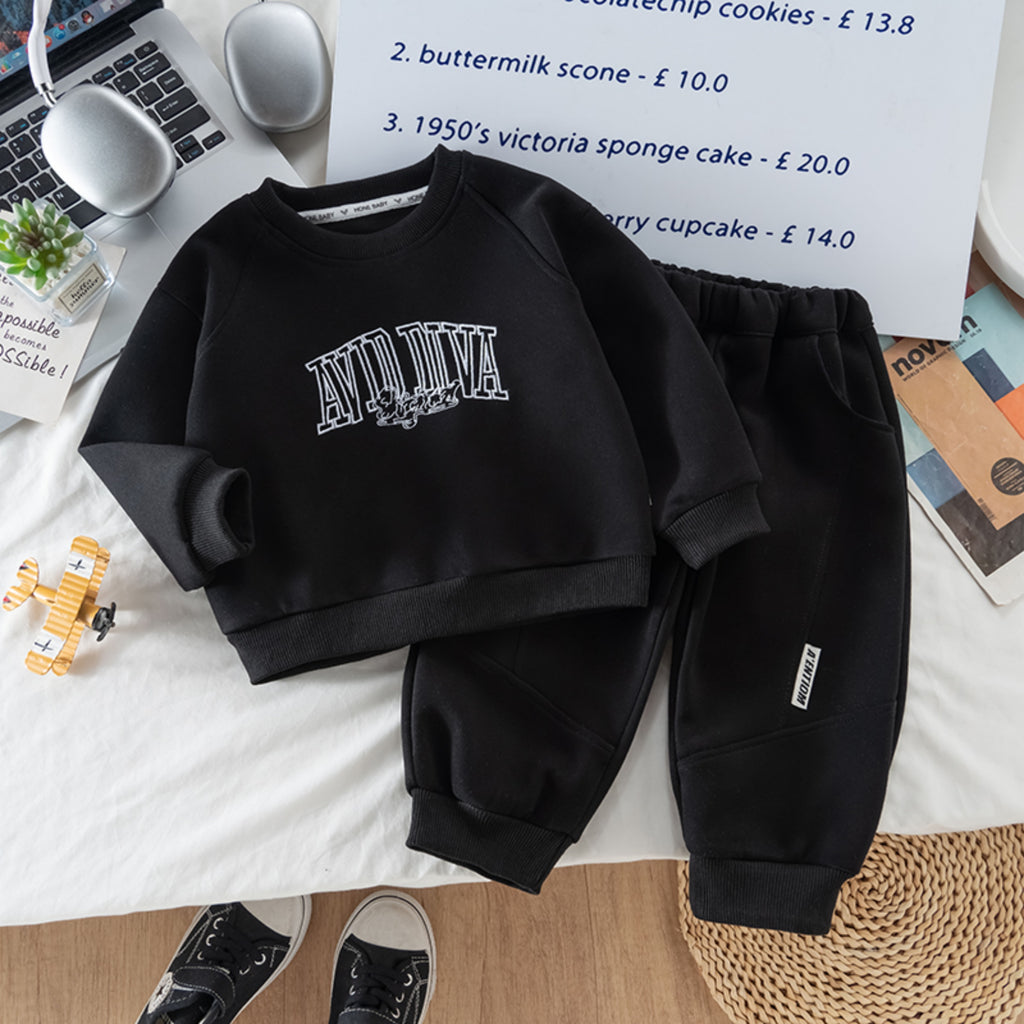 Modern Chic All-Season Casual Sporty Autumn 2-Piece Boys' Pants Suit, Ages 2-7 | Color: Black | Image 2