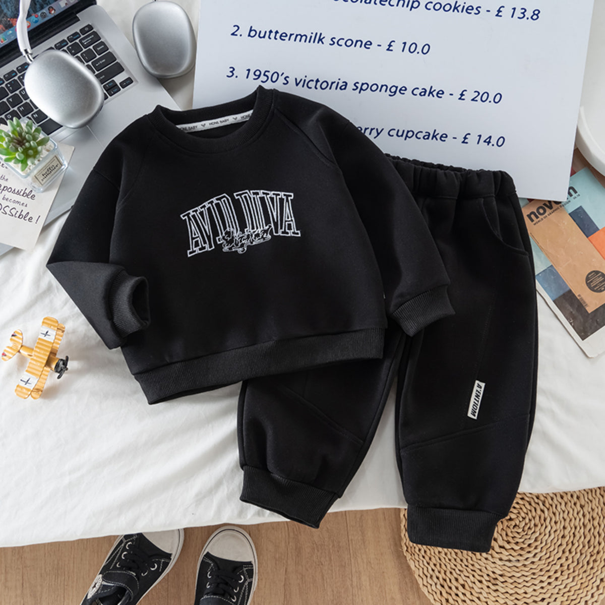 Modern Chic All-Season Casual Sporty Autumn 2-Piece Boys' Pants Suit, Ages 2-7 | Color: Black | Image 2
