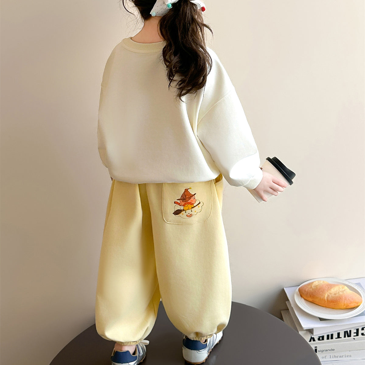 Casual Sporty Autumn 2-Piece Girls' Pants Suit, Ages 2-9 | Color: As the Picture | Image 2