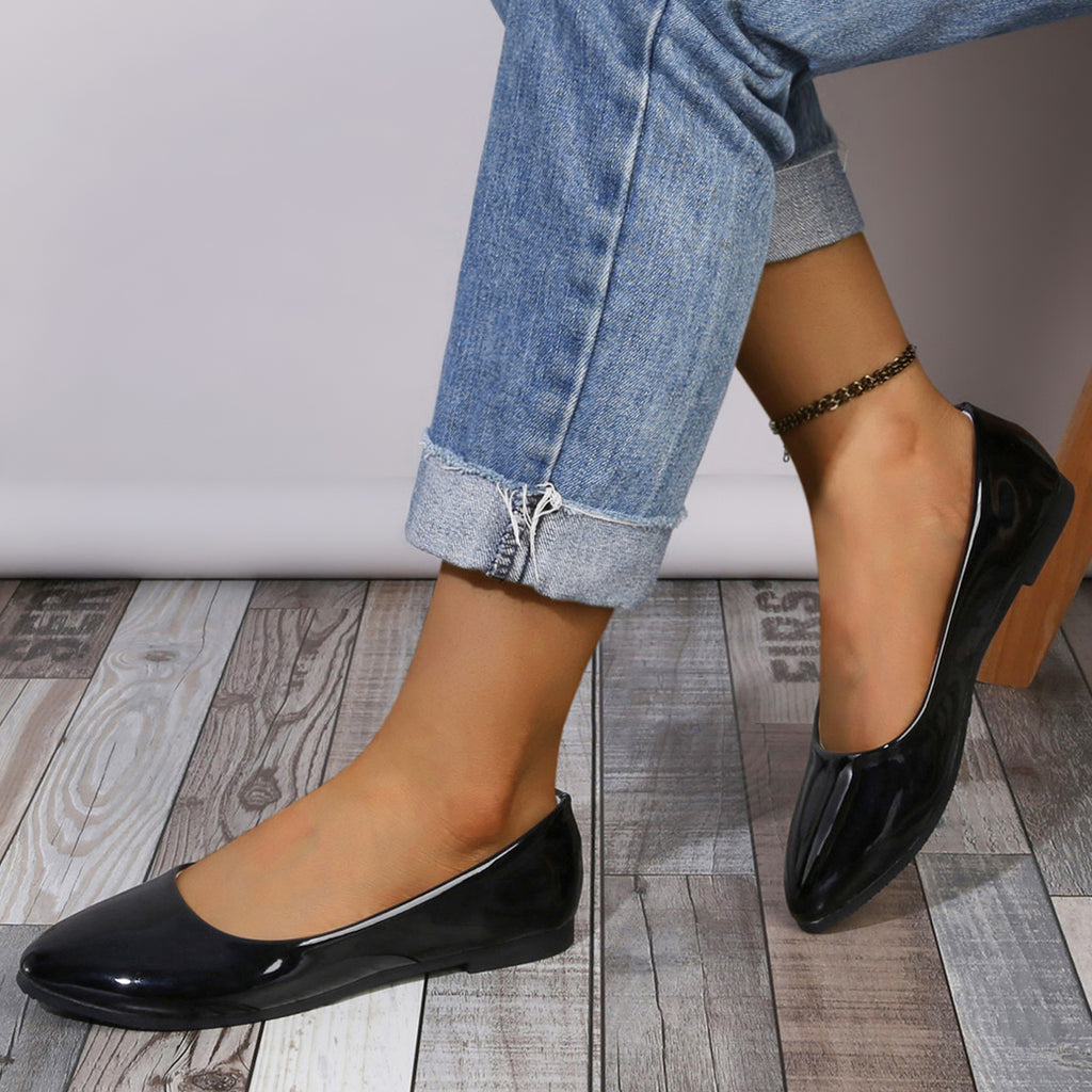 Modern Chic All-Season PU/Artificial Leather/Microfiber Leather Women's Flat Shoes | Color: Black | Image 2