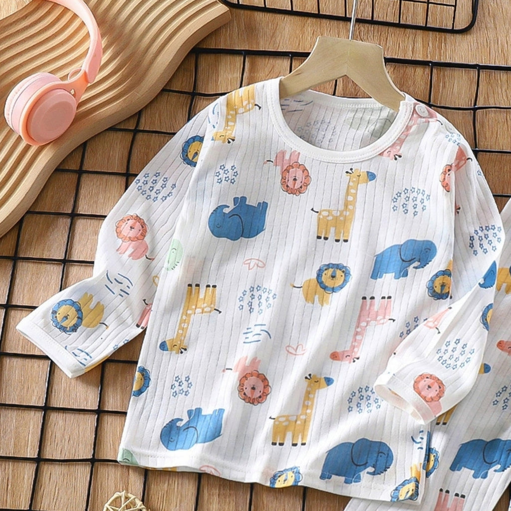 Casual Sporty Summer 2-Piece Unisex Kids' Pajama Set, Ages 2-13 | Color: Style 2 | Image 3