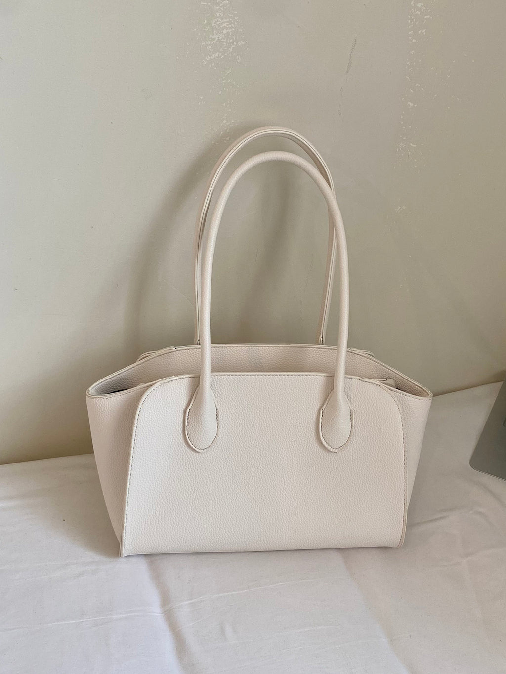 Modern Chic All-Season PU/Artificial Leather/Microfiber Leather Women's Shoulder Bags Tote Bags | Color: Style 2 | Image 3