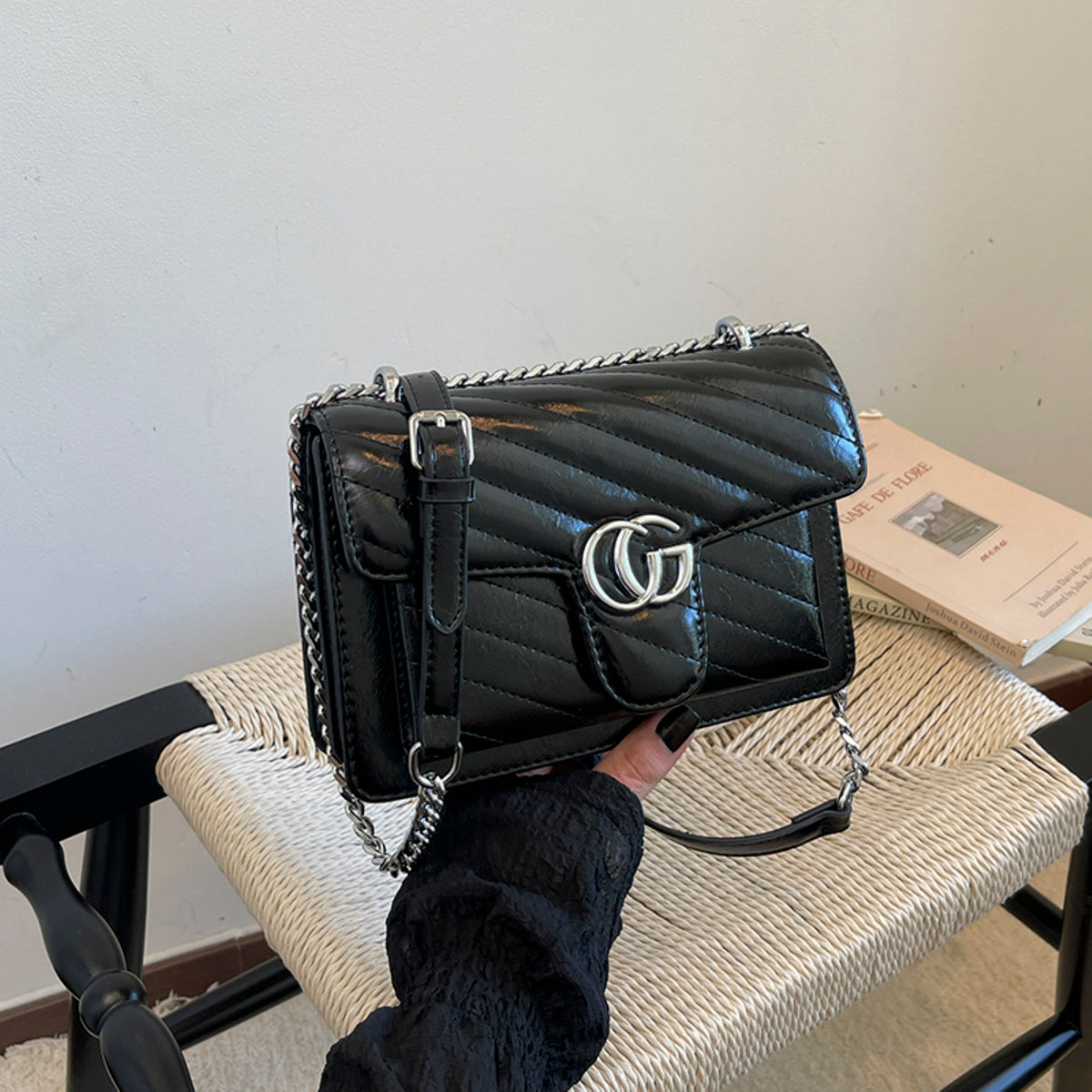 Modern Chic All-Season PU/Artificial Leather/Microfiber Leather Women's Crossbody Bags Other Bags | Color: Black | Image 2