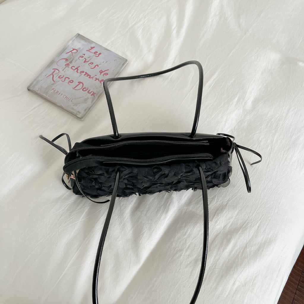 Modern Chic All-Season PU/Artificial Leather/Microfiber Leather Women's Shoulder Bags Underarm Bags | Color: Black | Image 2