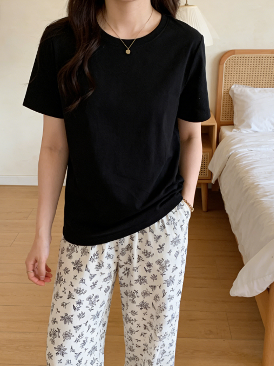 Sweet Feminine Summer 2 Pcs Women 's Short  Sleeve Sleep Set | Color: Style 1 | Image 3