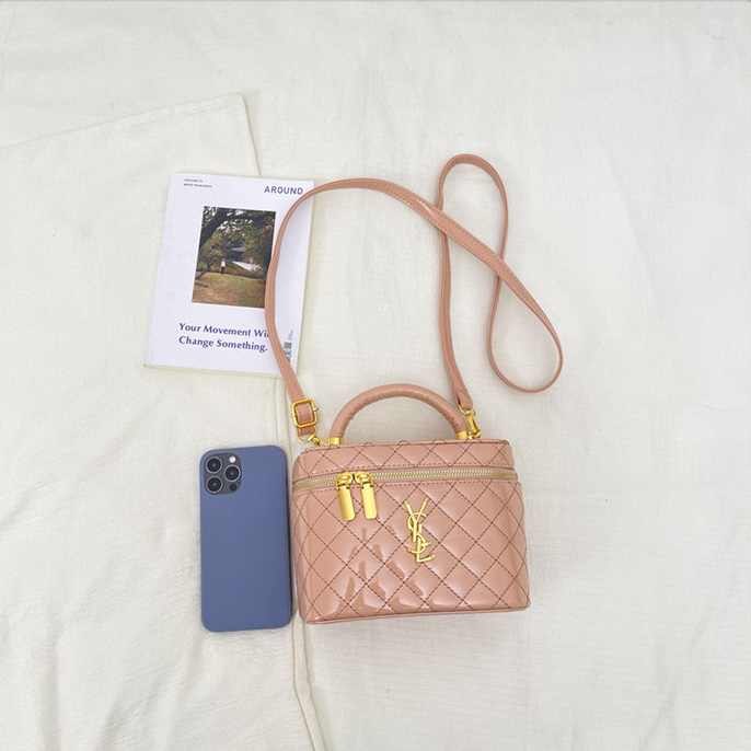 Modern Chic All-Season PU/Artificial Leather/Microfiber Leather Women's Crossbody Bags Box Bags | Color: Khaki | Image 3