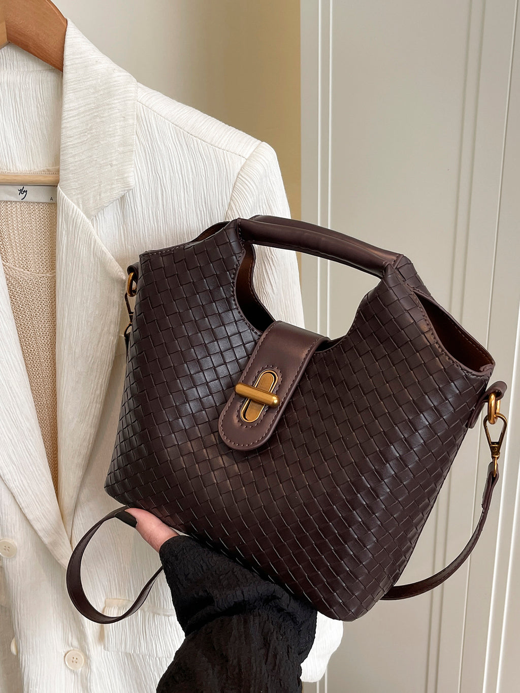 Modern Chic All-Season PU/Artificial Leather/Microfiber Leather Women's Crossbody Bags Other Bags | Color: Coffee | Image 1
