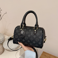 Modern Chic All-Season PU/Artificial Leather/Microfiber Leather, Cloth / Textile Women's Crossbody Bags Bucket Bags | Color: Black | Image 1