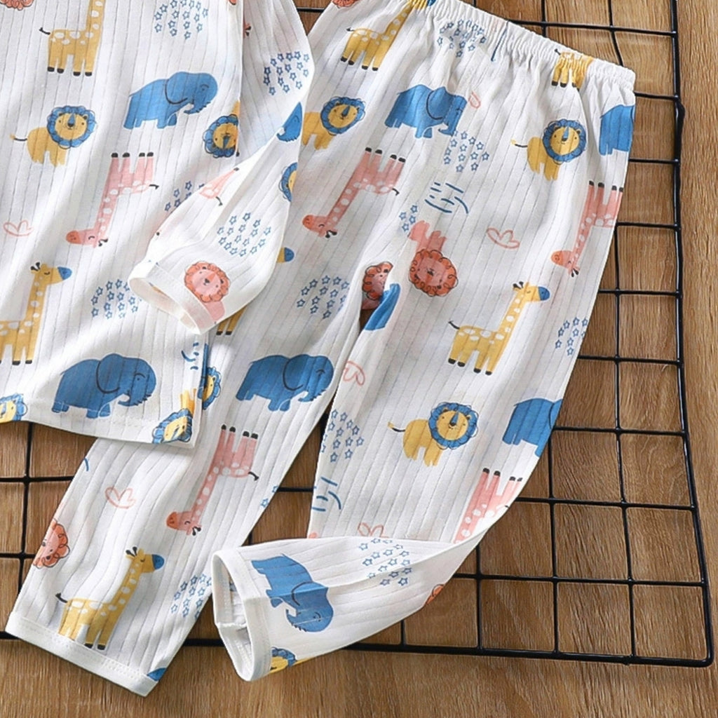 Casual Sporty Summer 2-Piece Unisex Kids' Pajama Set, Ages 2-13 | Color: Style 2 | Image 2