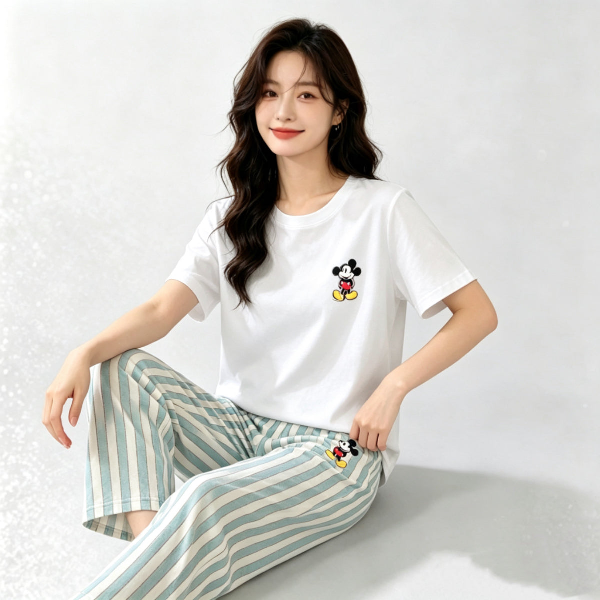 Modern Chic All-Season Sweet Feminine Summer 2 Pcs Women 's Short  Sleeve Sleep Set | Color: Style 2 | Image 3