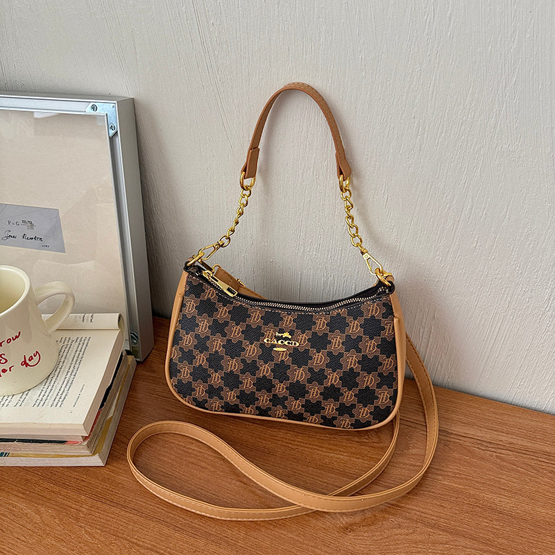 Modern Chic All-Season PU/Artificial Leather/Microfiber Leather Women's Handbags Other Bags | Color: Black | Image 1