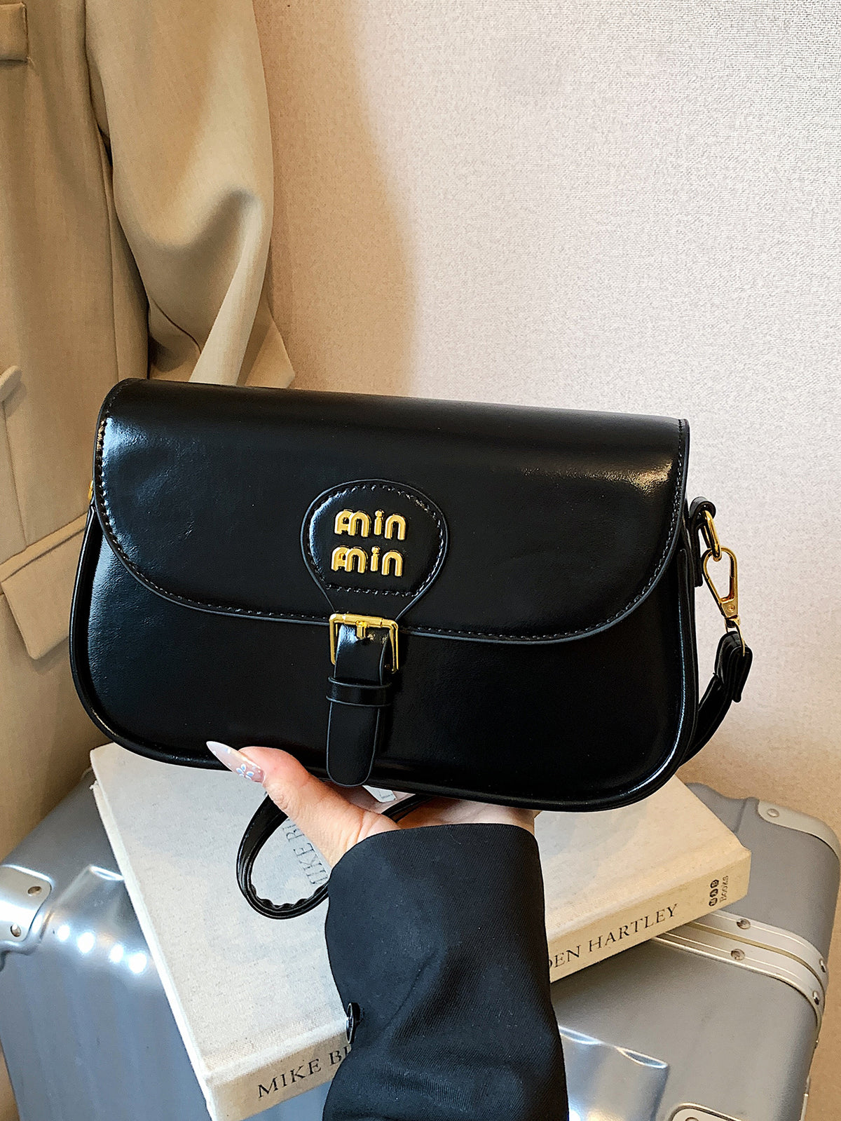 Modern Chic All-Season PU/Artificial Leather/Microfiber Leather Women's Crossbody Bags Other Bags | Color: Black | Image 2