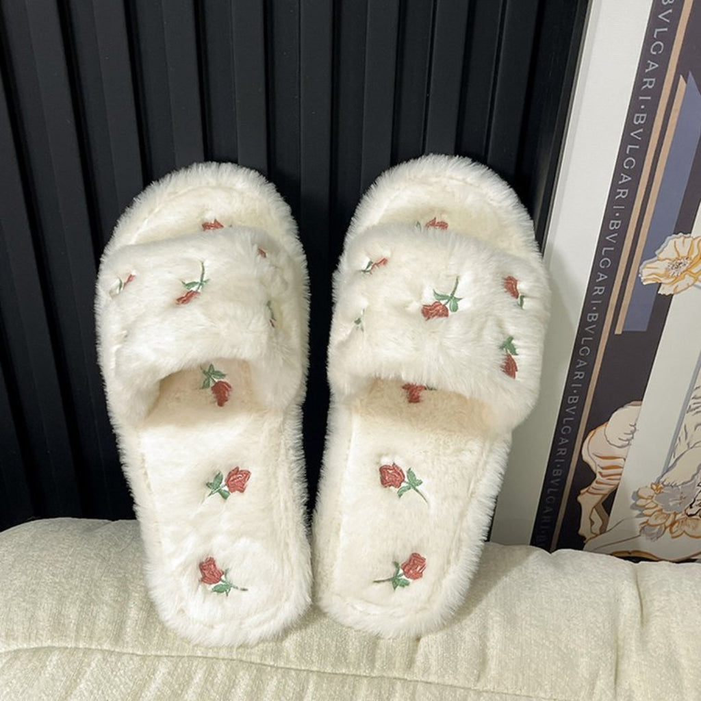 Modern Chic All-Season Cloth / Textile Women's Home Slippers | Color: Beige | Image 2
