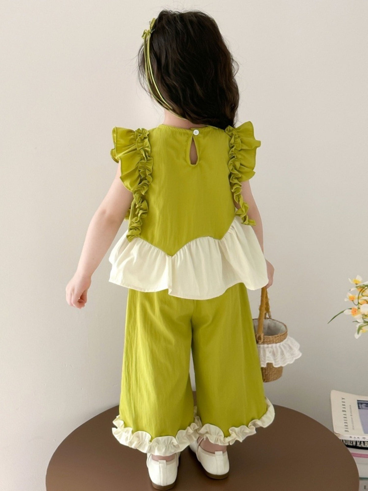 Casual Sporty Summer 2-Piece Girls' Pants Suit, Ages 2-9 | Color: Green | Image 3