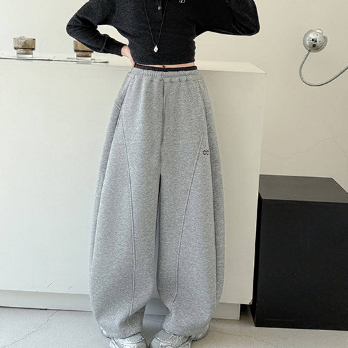 Modern Chic All-Season Minimalist Spring Girls' Casual Pants, Ages 4-14 | Color: Light Grey | Image 3