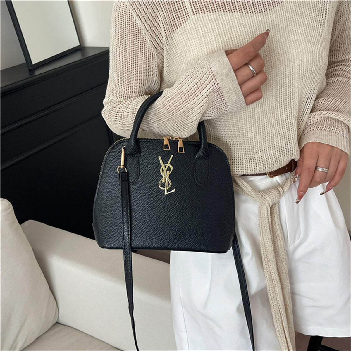 Modern Chic All-Season PU/Artificial Leather/Microfiber Leather Women's Handbags Other Bags | Color: Black | Image 2
