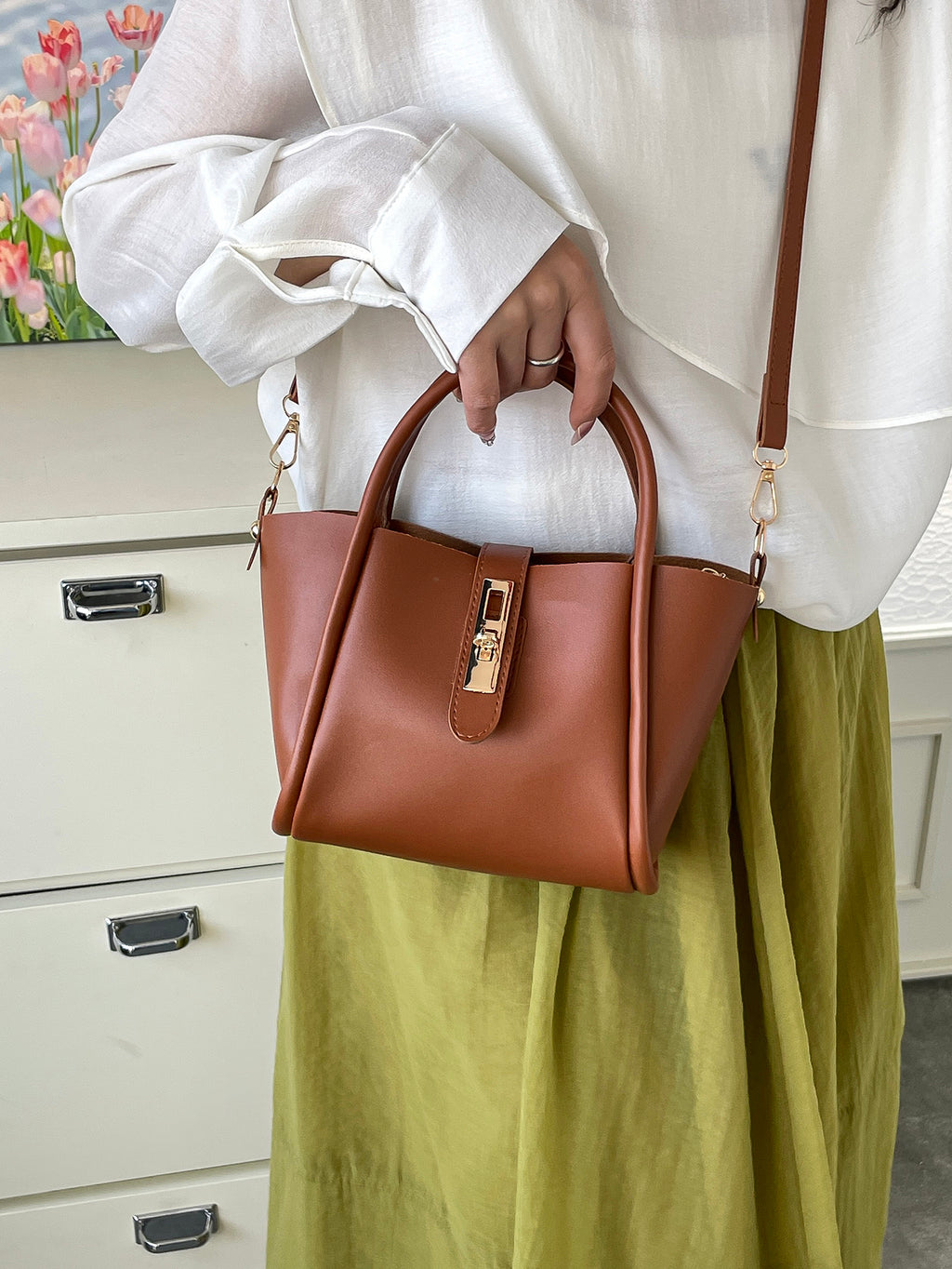 Modern Chic All-Season PU/Artificial Leather/Microfiber Leather Women's Crossbody Bags Other Bags | Color: Brown | Image 3