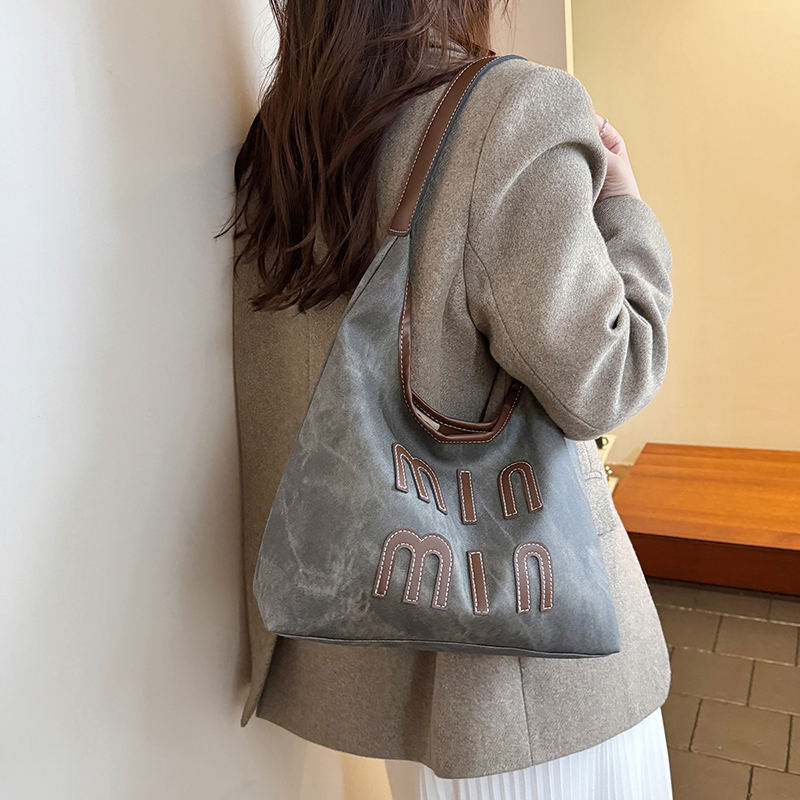 Modern Chic All-Season PU/Artificial Leather/Microfiber Leather Women's Handbags Other Bags | Color: Blue | Image 3