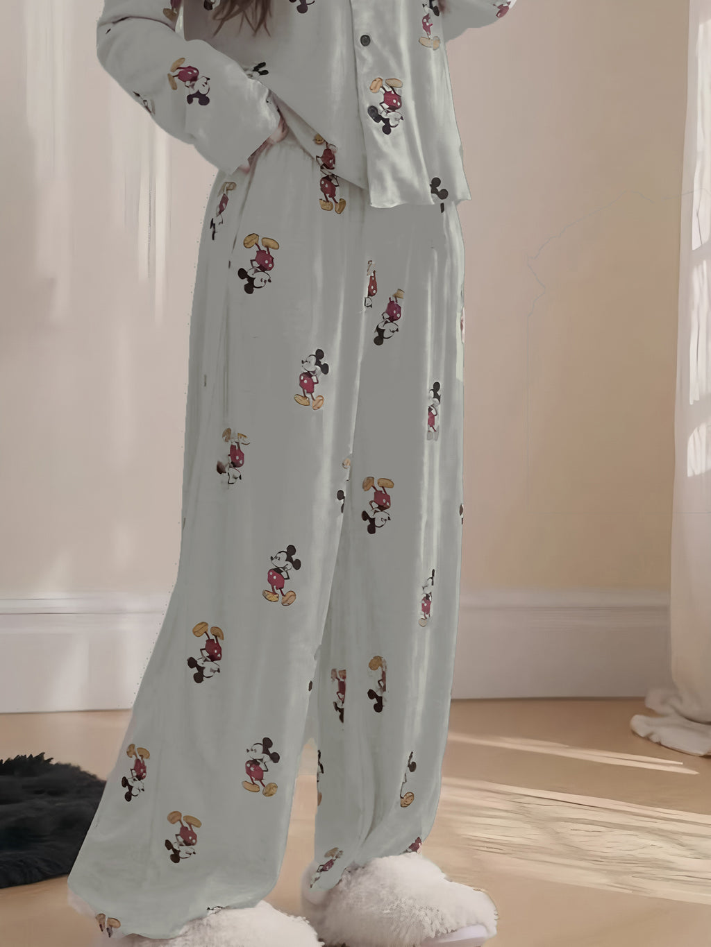 Modern Chic Sweet Feminine All-Season Women 's Sleep Bottom | Color: Style 2 | Image 1