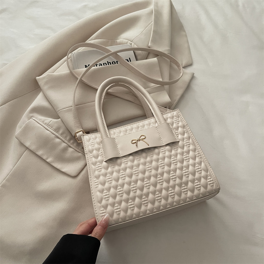 Modern Chic All-Season PU/Artificial Leather/Microfiber Leather Women's Shoulder Bags Tote Bags | Color: White | Image 1