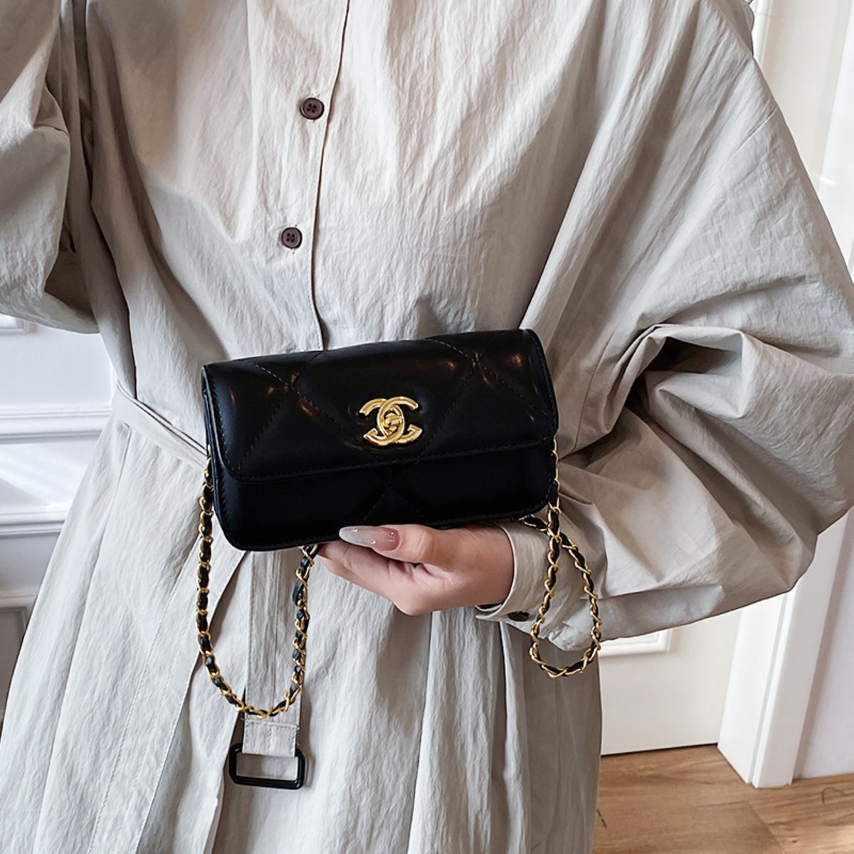Modern Chic All-Season PU/Artificial Leather/Microfiber Leather Women's Crossbody Bags Other Bags | Color: Black | Image 2