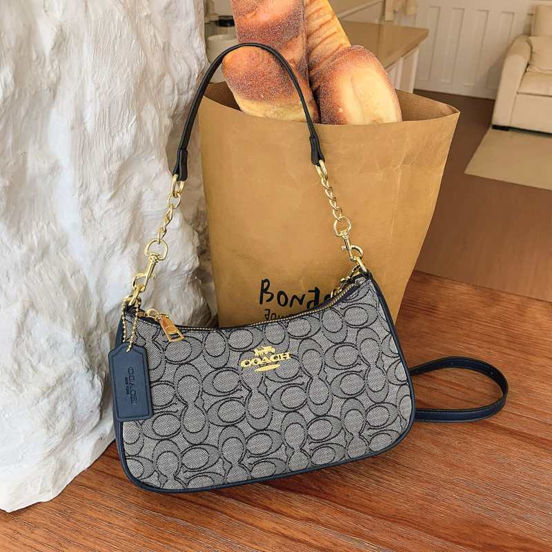 Modern Chic All-Season PU/Artificial Leather/Microfiber Leather Women's Handbags Other Bags | Color: Blue | Image 2