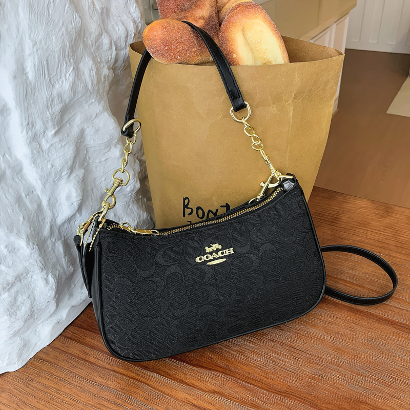 Modern Chic All-Season PU/Artificial Leather/Microfiber Leather Women's Handbags Other Bags | Color: Black | Image 2