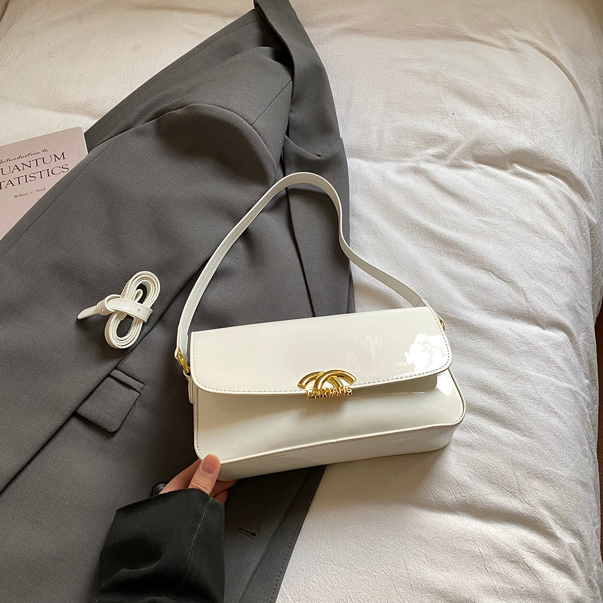 Modern Chic All-Season PU/Artificial Leather/Microfiber Leather Women's Handbags Other Bags | Color: White | Image 1