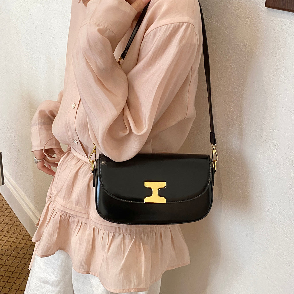 Modern Chic All-Season PU/Artificial Leather/Microfiber Leather Women's Shoulder Bags Other Bags | Color: Black | Image 3