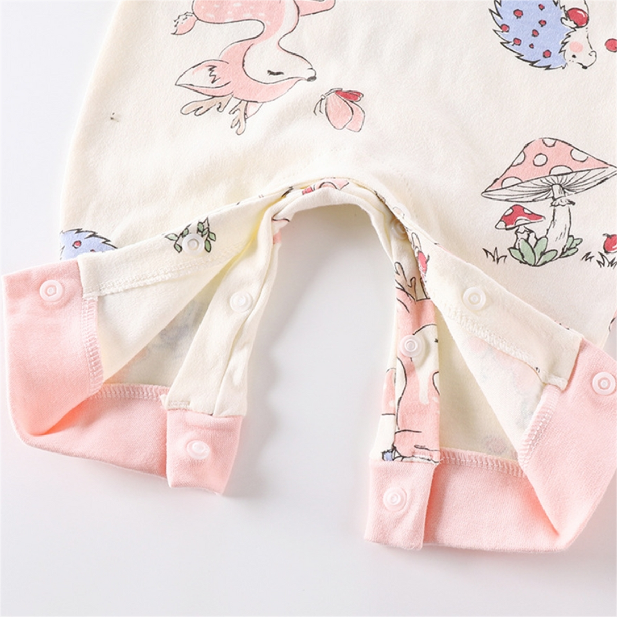 Sweet & Cute Autumn Unisex Baby Jumpsuit, Ages 1-24 Months | Color: Style 1 | Image 3