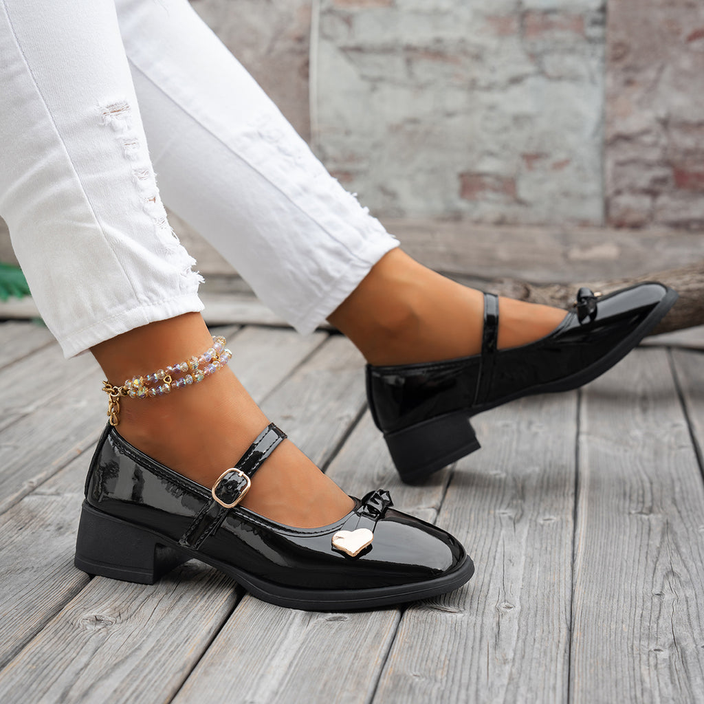 Modern Chic All-Season PU/Artificial Leather/Microfiber Leather Women's Flat Shoes | Color: Black | Image 3