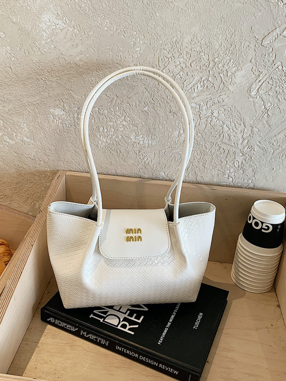 Modern Chic All-Season PU/Artificial Leather/Microfiber Leather Women's Shoulder Bags Other Bags | Color: White | Image 3