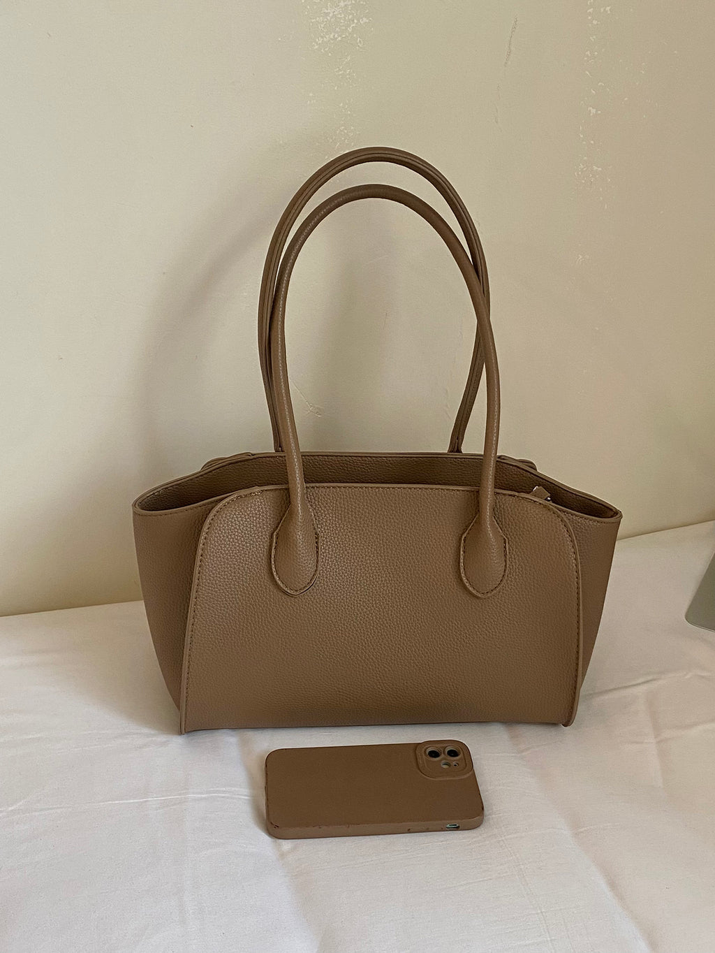 Modern Chic All-Season PU/Artificial Leather/Microfiber Leather Women's Shoulder Bags Tote Bags | Color: Style 4 | Image 3