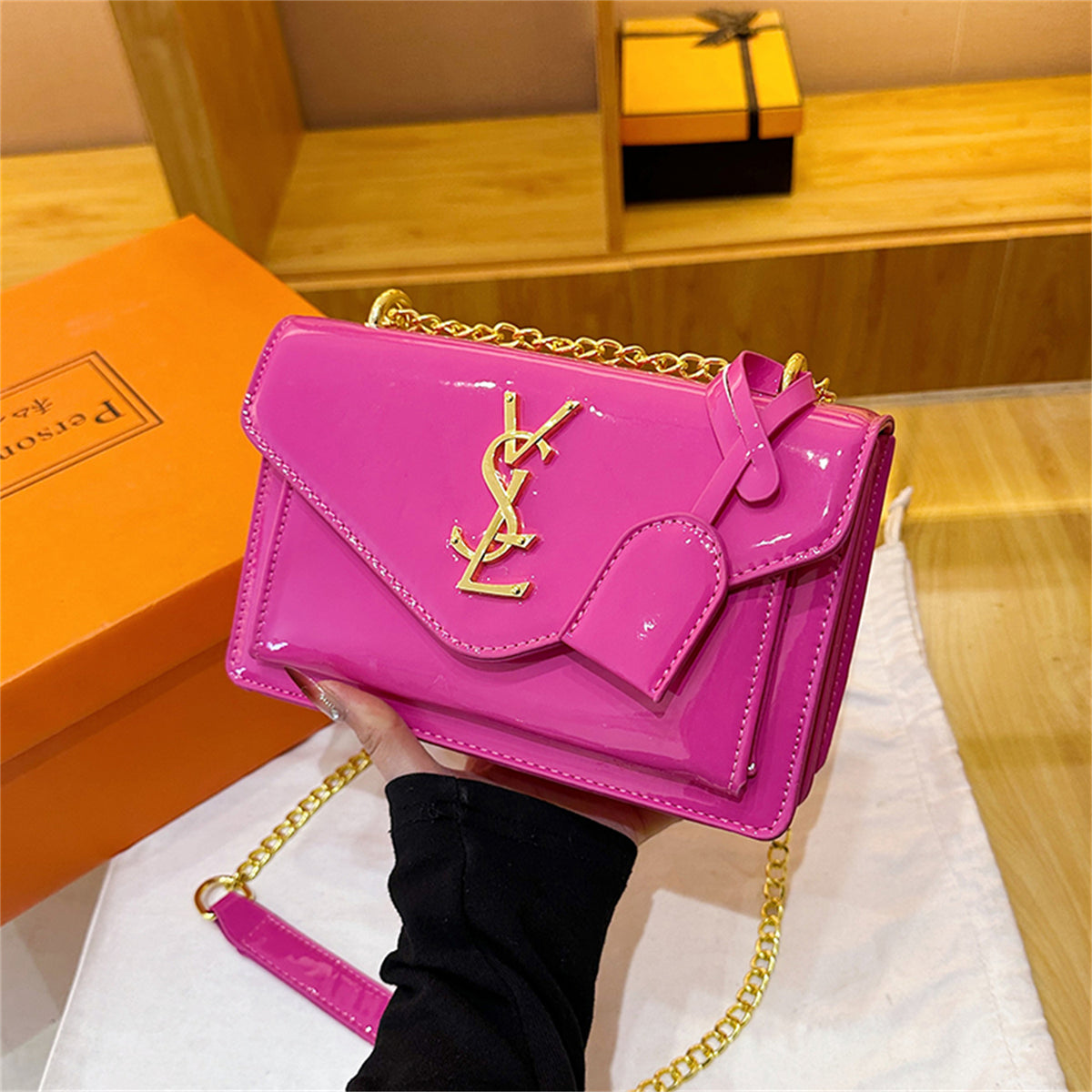 Modern Chic All-Season PU/Artificial Leather/Microfiber Leather, Patent Leather/Glossy Women's Handbags Other Bags | Color: Rose | Image 1