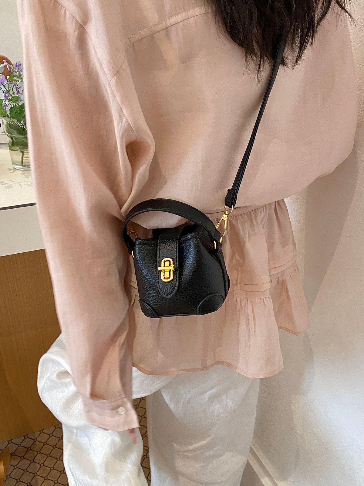 Modern Chic All-Season PU/Artificial Leather/Microfiber Leather Women's Handbags Other Bags | Color: Style 1 | Image 3