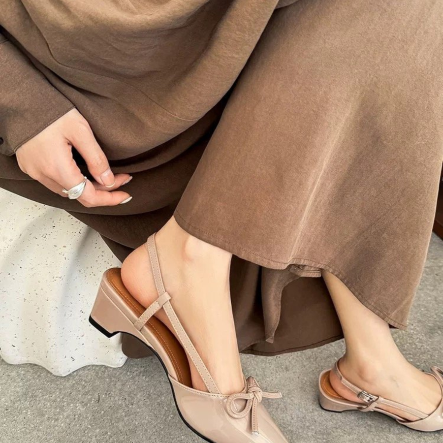 Modern Chic All-Season PU/Artificial Leather/Microfiber Leather Women's Flat Sandals | Color: Pink | Image 3
