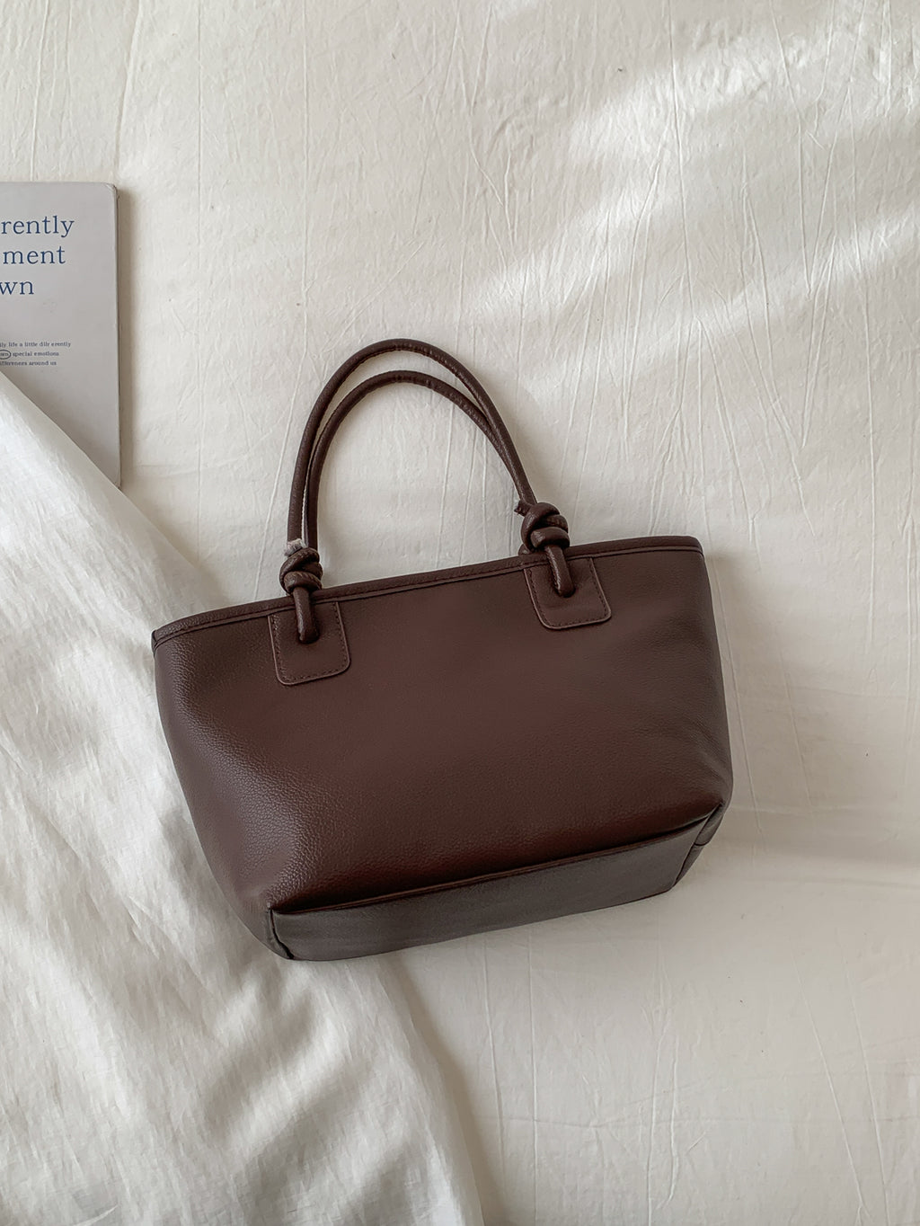 Modern Chic All-Season PU/Artificial Leather/Microfiber Leather Women's Handbags Tote Bags | Color: Coffee | Image 3