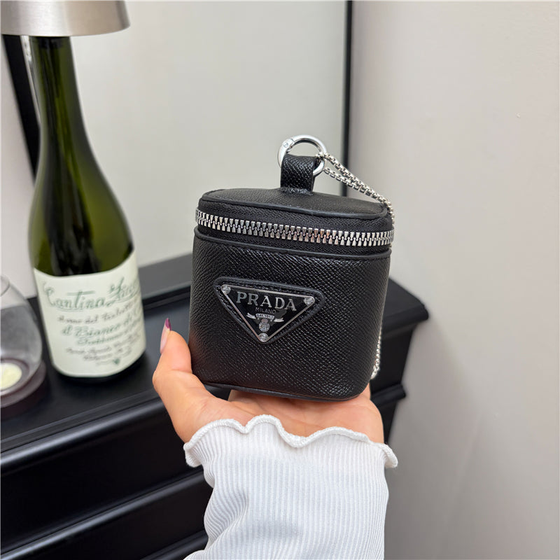 Modern Chic All-Season PU/Artificial Leather/Microfiber Leather Women's Crossbody Bags Other Bags | Color: Black | Image 3