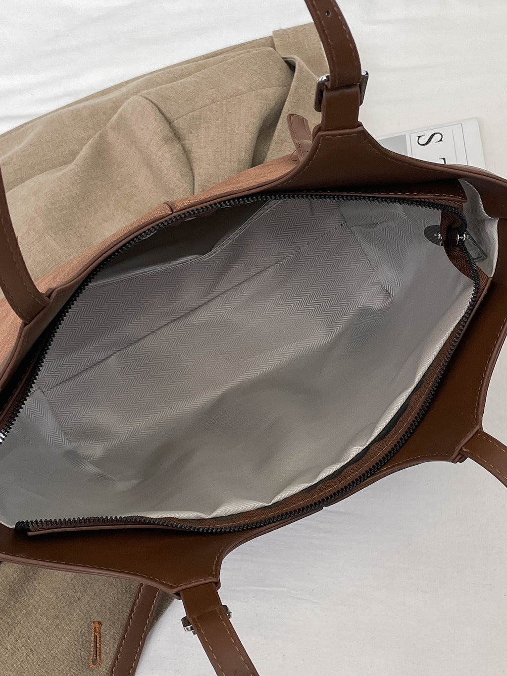 Modern Chic All-Season PU/Artificial Leather/Microfiber Leather Women's Shoulder Bags Tote Bags | Color: Others | Image 3