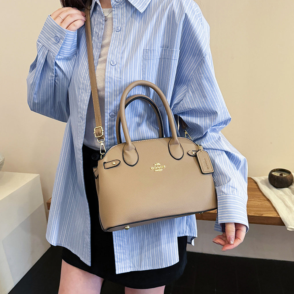 Modern Chic All-Season PU/Artificial Leather/Microfiber Leather Women's Handbags Other Bags | Color: Khaki | Image 3